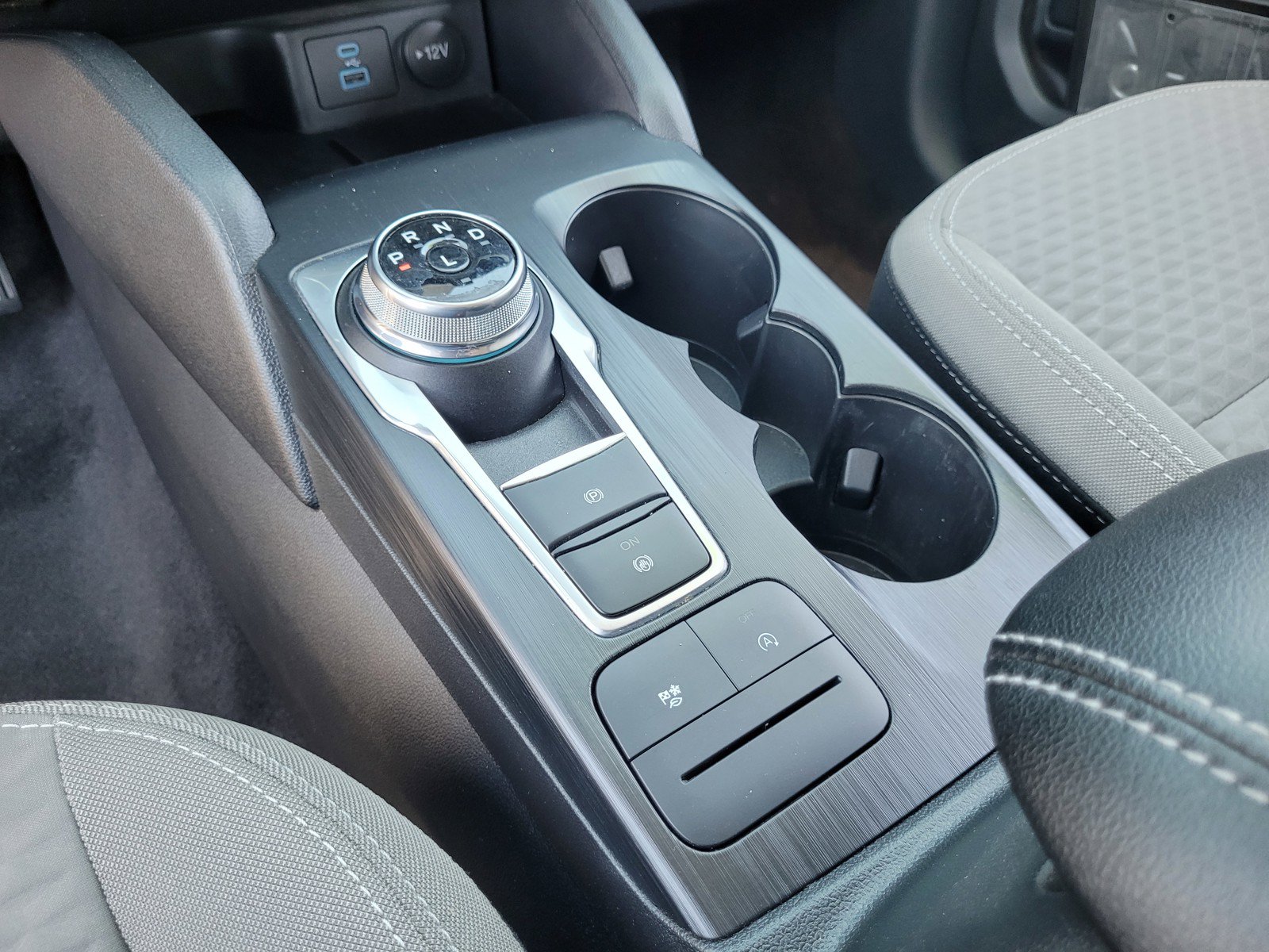 Used 2022 Ford Escape SE w/ Convenience Package FWD image 21