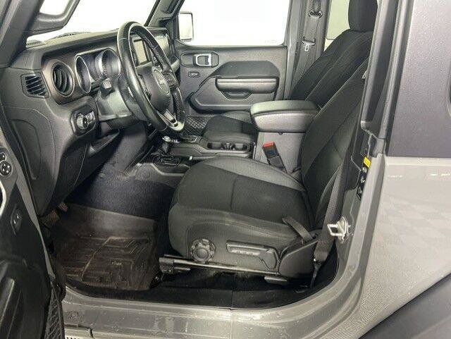 Used 2020 Jeep Wrangler Sport AWD/4WD image 5