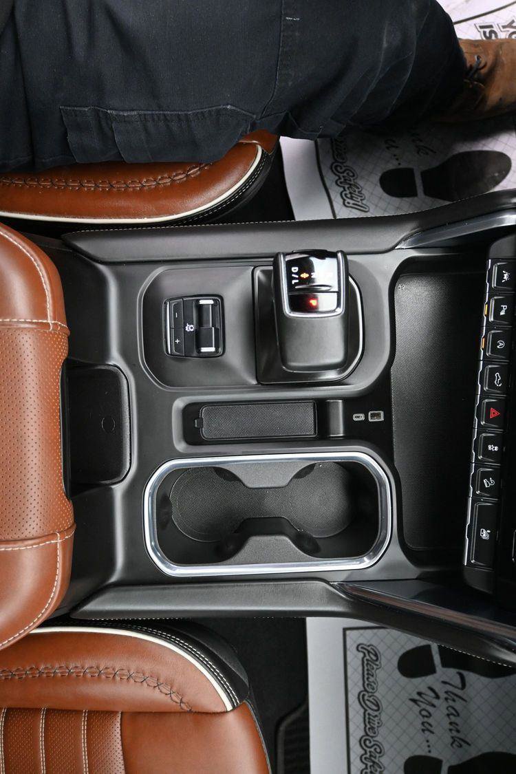 Used 2024 GMC Sierra 1500 Denali Ultimate image 34
