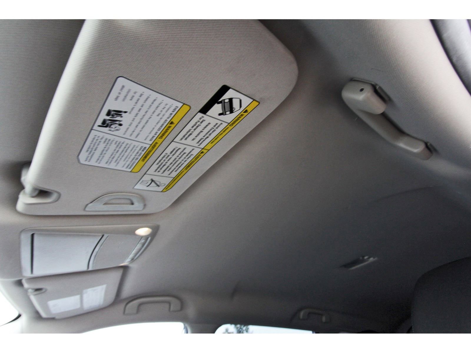 Used 2019 Nissan Rogue S AWD/4WD image 30