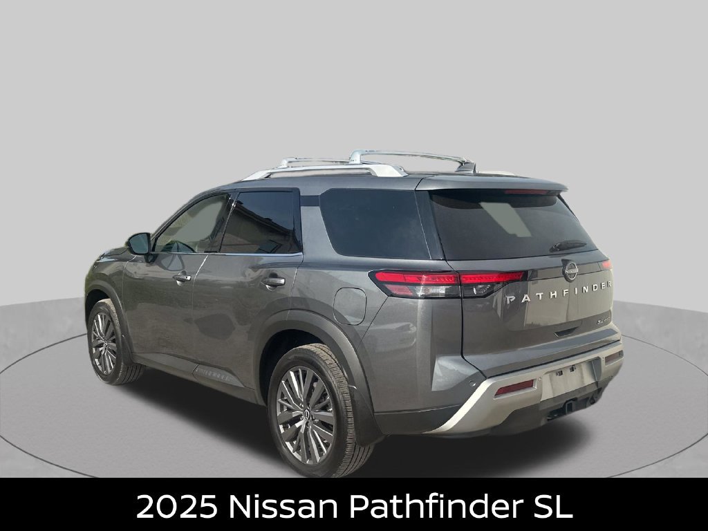 Certified 2025 Nissan Pathfinder SL w/ SL Premium Package AWD/4WD image 3