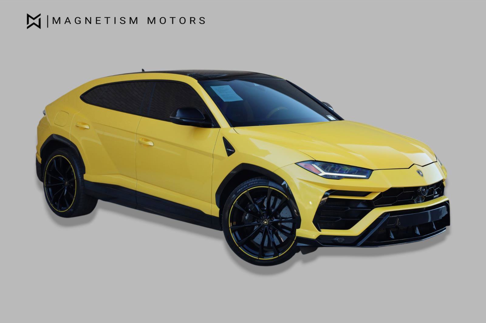 Used 2021 Lamborghini Urus AWD/4WD image 4