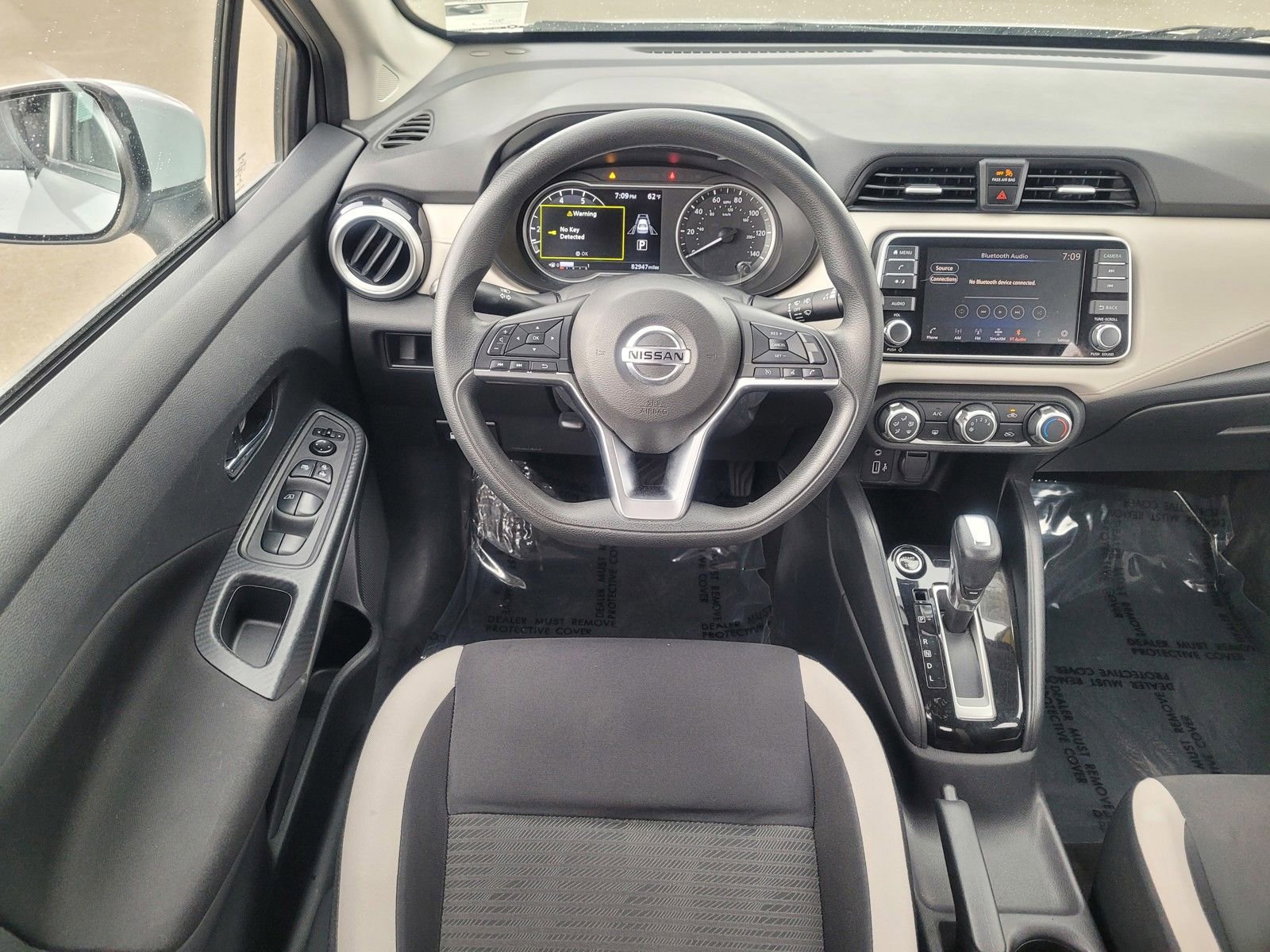 Used 2021 Nissan Versa SV image 13