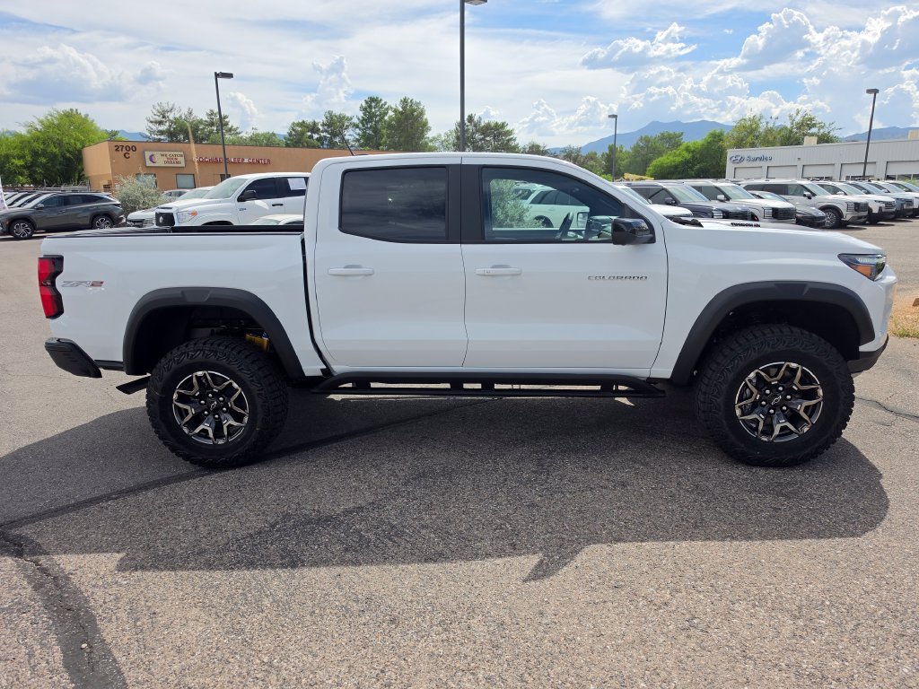 New 2026 Chevrolet Colorado ZR2 w/ Technology Package AWD/4WD image 6