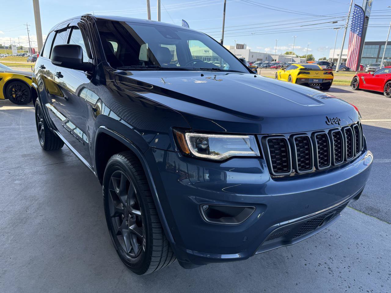 Used 2021 Jeep Grand Cherokee 80th Anniversary w/ Quick Order Package 28K 80th AWD/4WD image 3
