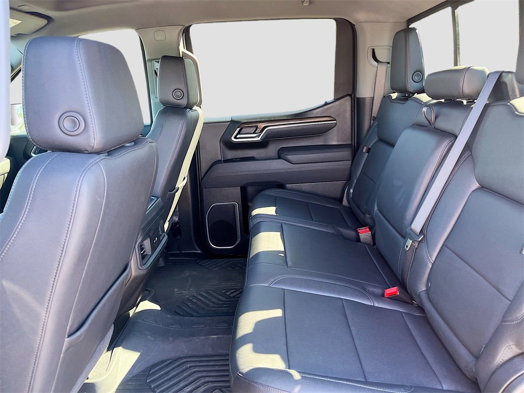 Used 2025 Chevrolet Silverado 1500 RST w/ Dark Appearance Package image 24