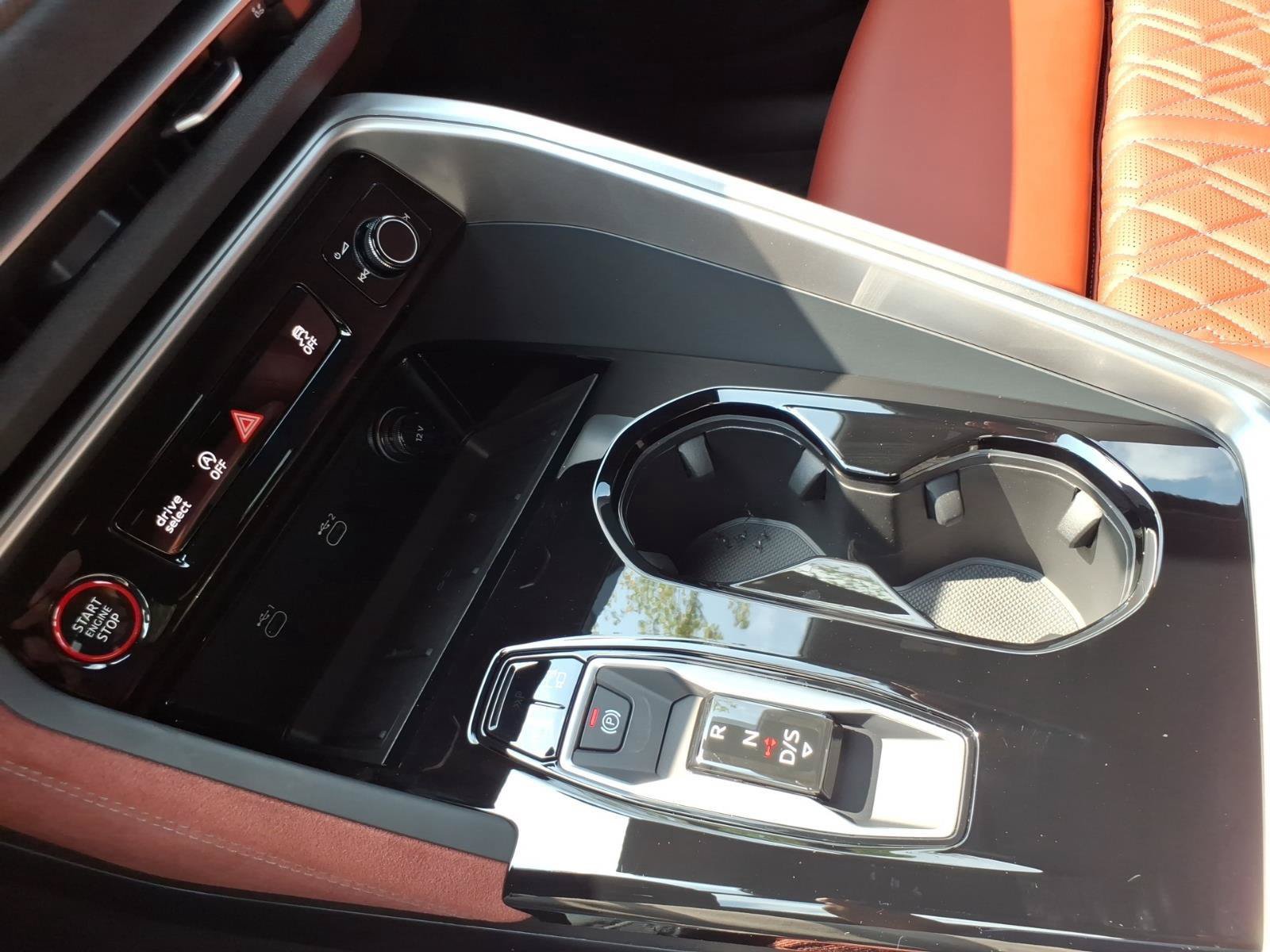 New 2026 Audi SQ5 Prestige AWD/4WD image 21