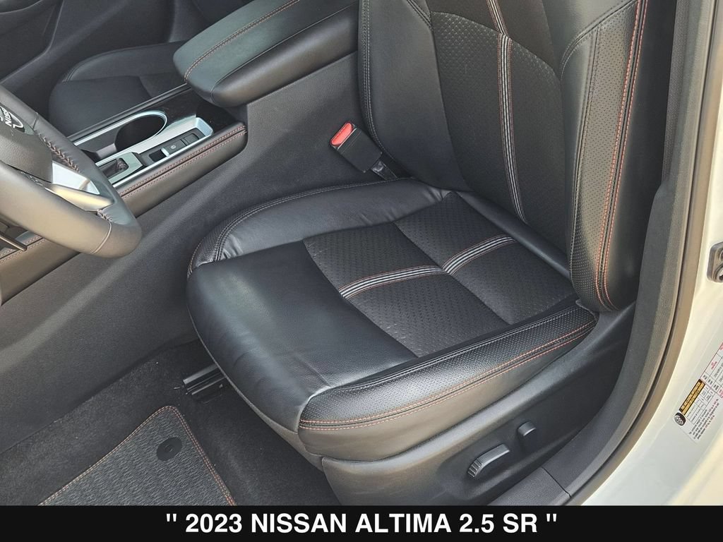 Used 2023 Nissan Altima 2.5 SR AWD/4WD image 16