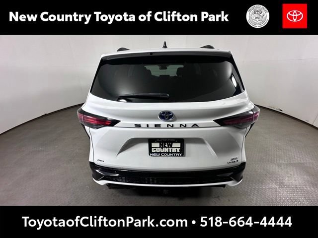 Certified 2023 Toyota Sienna XSE w/ XSE Plus Package AWD/4WD image 4