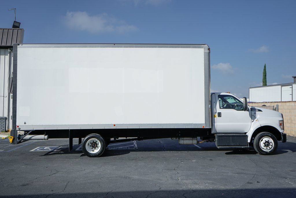 Used 2017 Ford F650 2WD Regular Cab Super Duty image 13