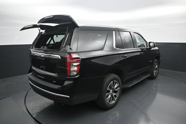 Used 2023 Chevrolet Tahoe LT w/ LT Signature Plus Package AWD/4WD image 9