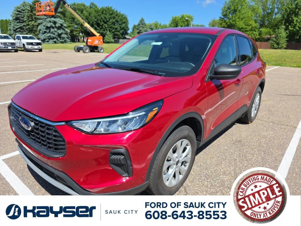 Used 2025 Ford Escape Active w/ Tech Pack #1 AWD/4WD image 1