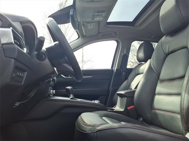 Certified 2025 MAZDA CX-5 Carbon Edition image 26