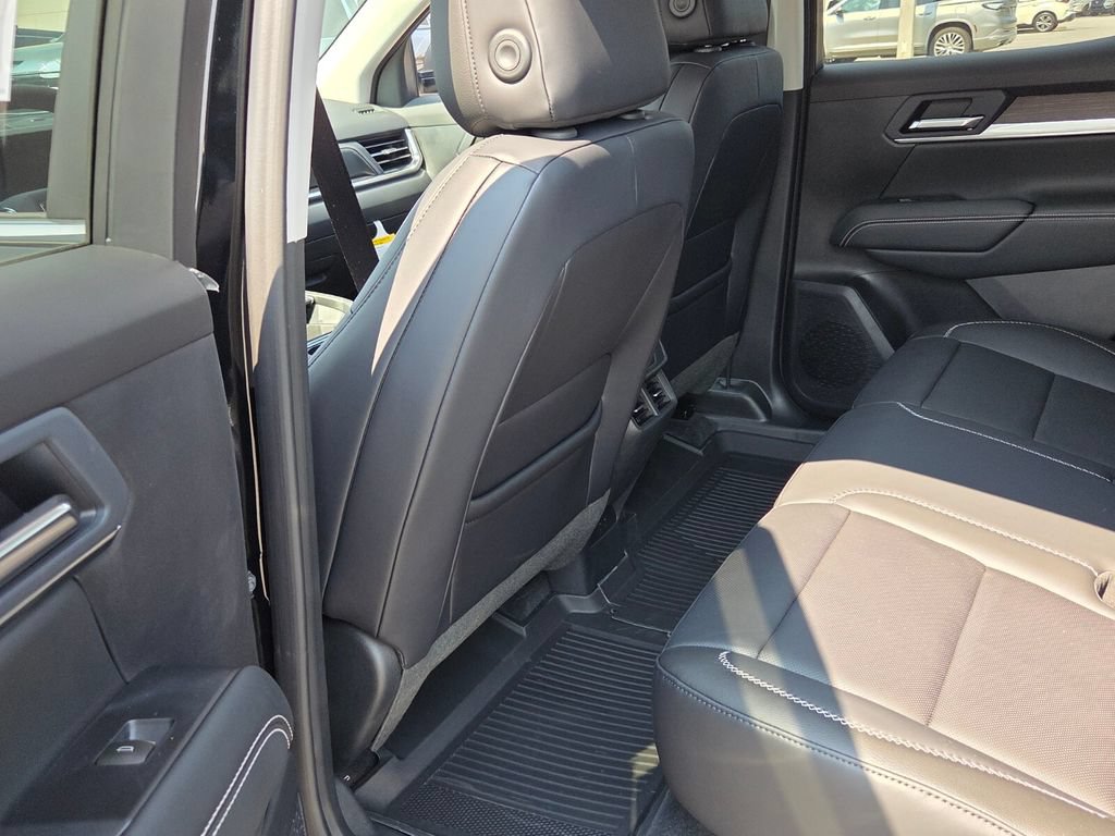 New 2026 GMC Terrain Denali w/ LPO, Floor Liner Package AWD/4WD image 5