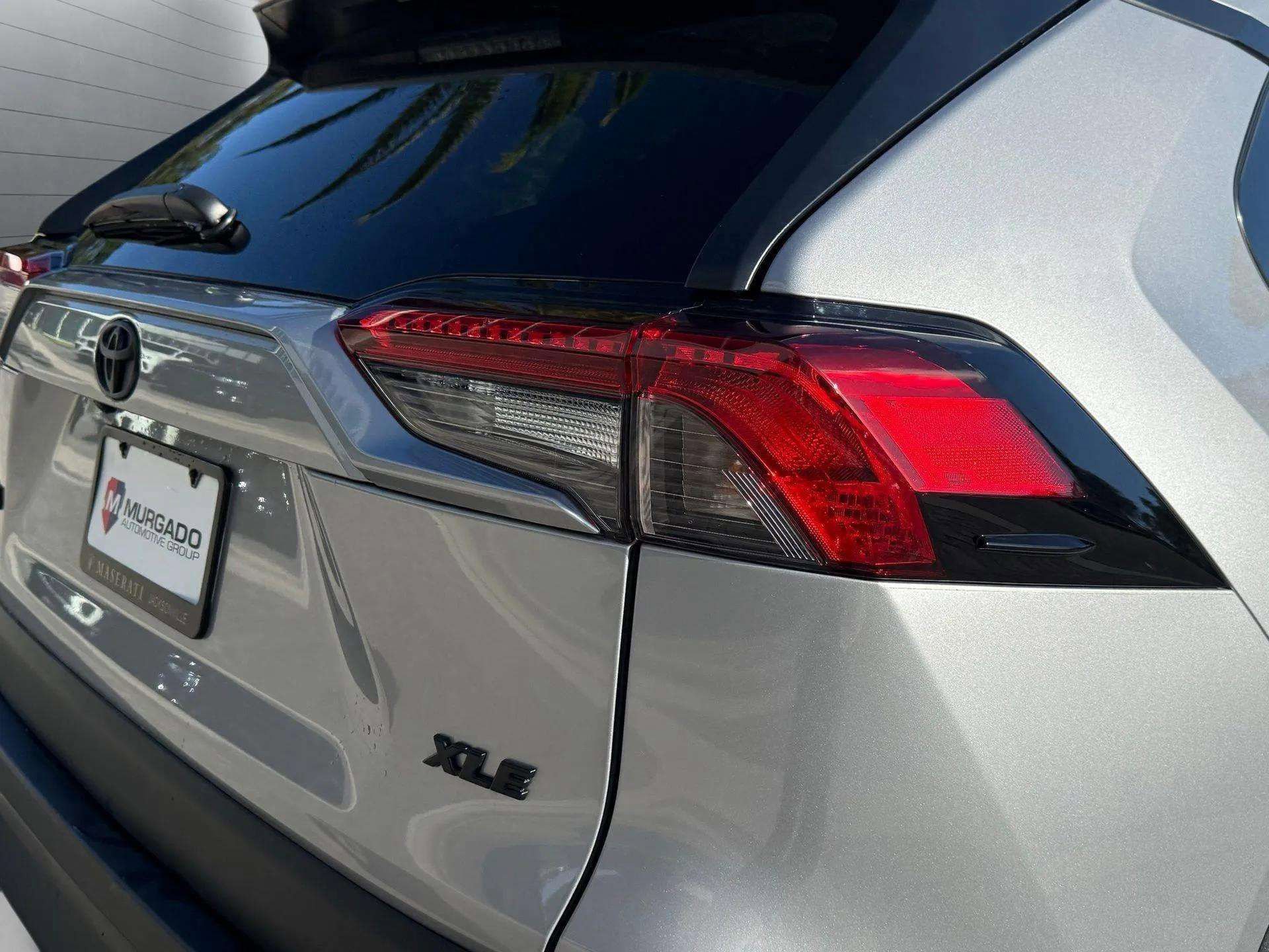 Used 2025 Toyota RAV4 XLE w/ Convenience Package FWD image 15