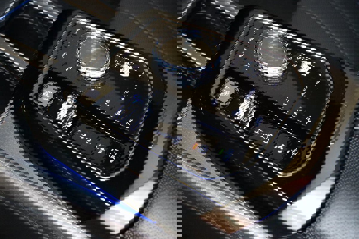 Used 2023 BMW 760i xDrive image 43