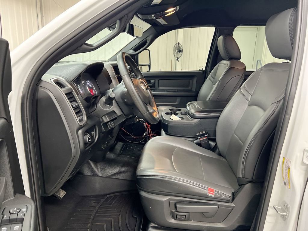 Used 2025 RAM 3500 Tradesman AWD/4WD image 14