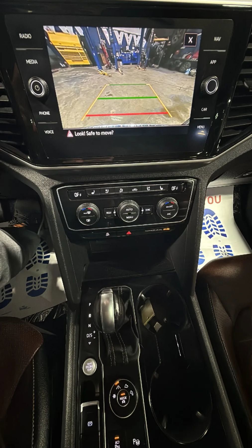 Used 2021 Volkswagen Atlas SEL Premium image 27