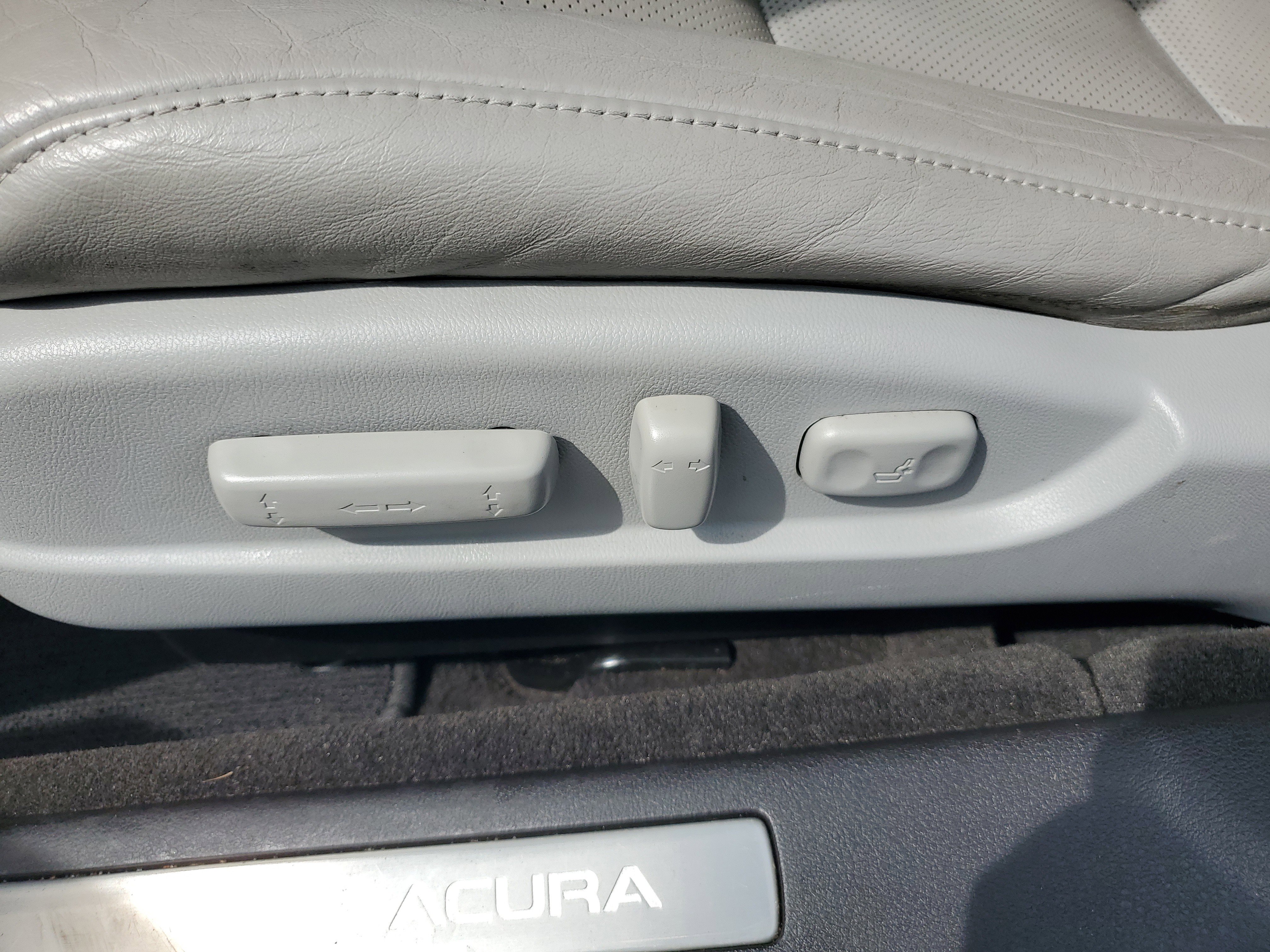 Used 2015 Acura TLX V6 w/ Technology Package image 8