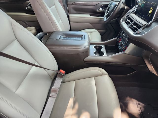 Used 2023 Chevrolet Tahoe LT w/ Luxury Package AWD/4WD image 19