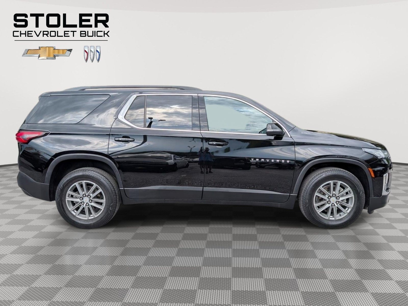 Used 2023 Chevrolet Traverse LT AWD/4WD image 6