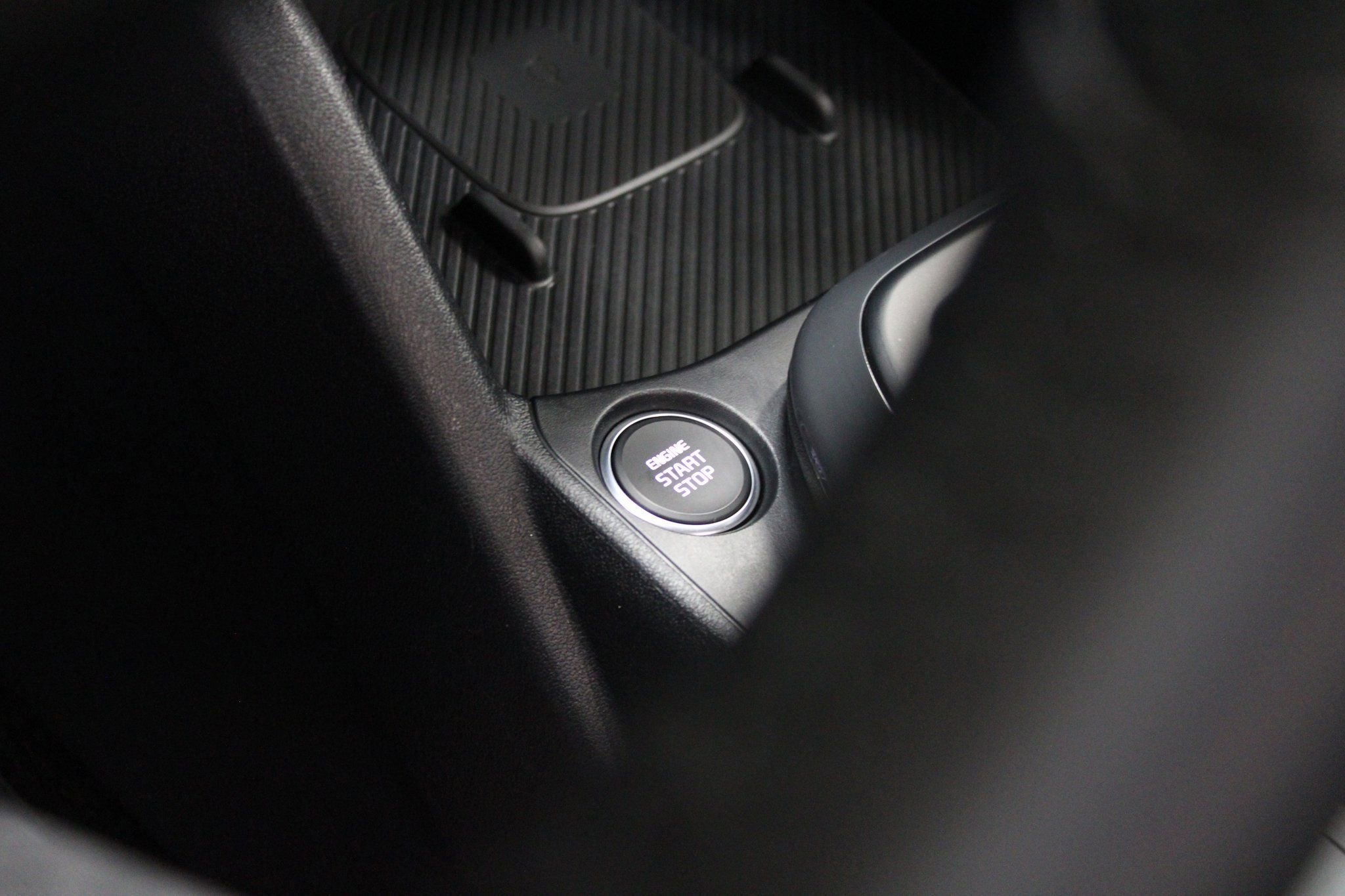 Used 2025 Kia K4 EX image 32