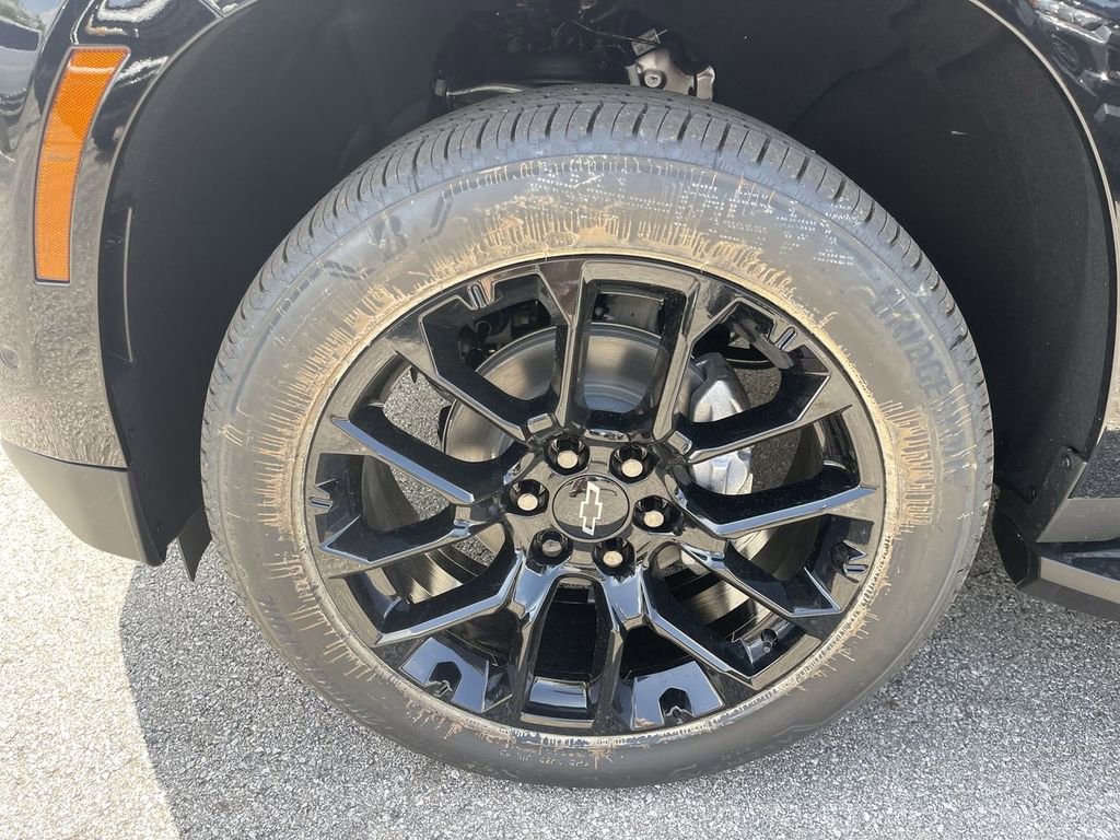New 2026 Chevrolet Tahoe Premier w/ Sun And Tow Package AWD/4WD image 10