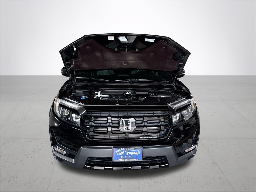 Used 2025 Honda Ridgeline Black Edition image 23