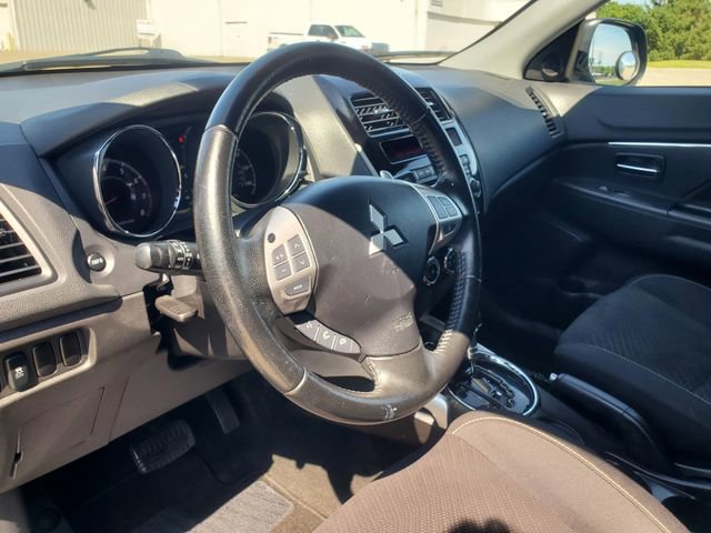 Used 2013 Mitsubishi Outlander Sport SE image 10