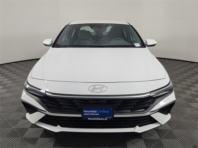 Certified 2025 Hyundai Elantra SE image 7