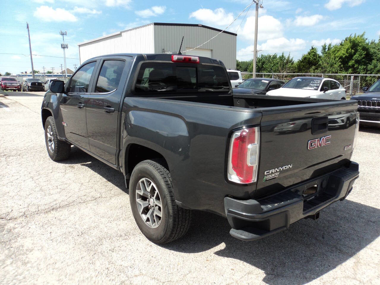 Used 2016 GMC Canyon SLE w/ All Terrain Adventure Package AWD/4WD image 3