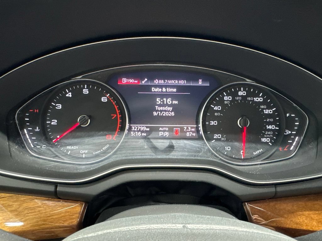 Used 2023 Audi Q5 2.0T Premium w/ Convenience Package AWD/4WD image 12