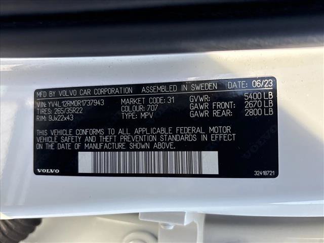 Used 2024 Volvo XC60 B5 Ultimate w/ Protection Package Premier AWD/4WD image 16