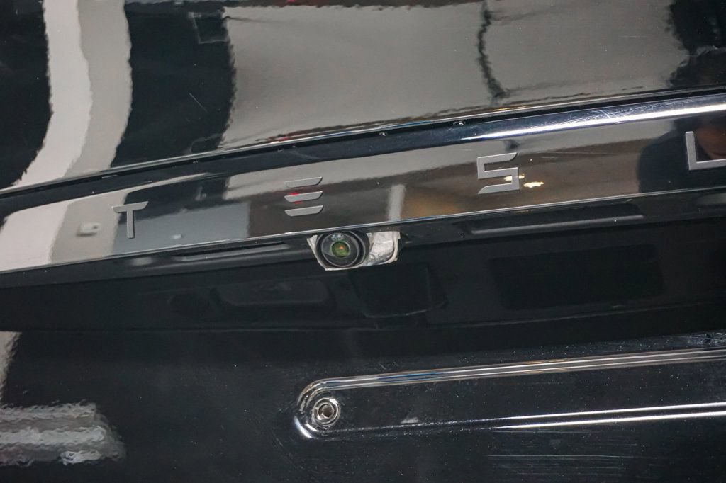 Used 2026 Tesla Model S AWD/4WD image 49