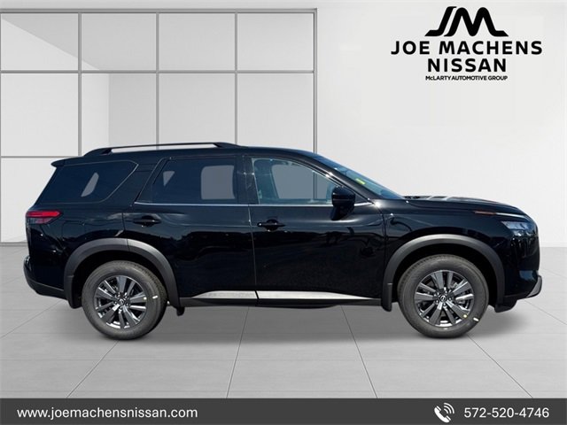 New 2025 Nissan Pathfinder SV w/ Black Appearance Package image 6