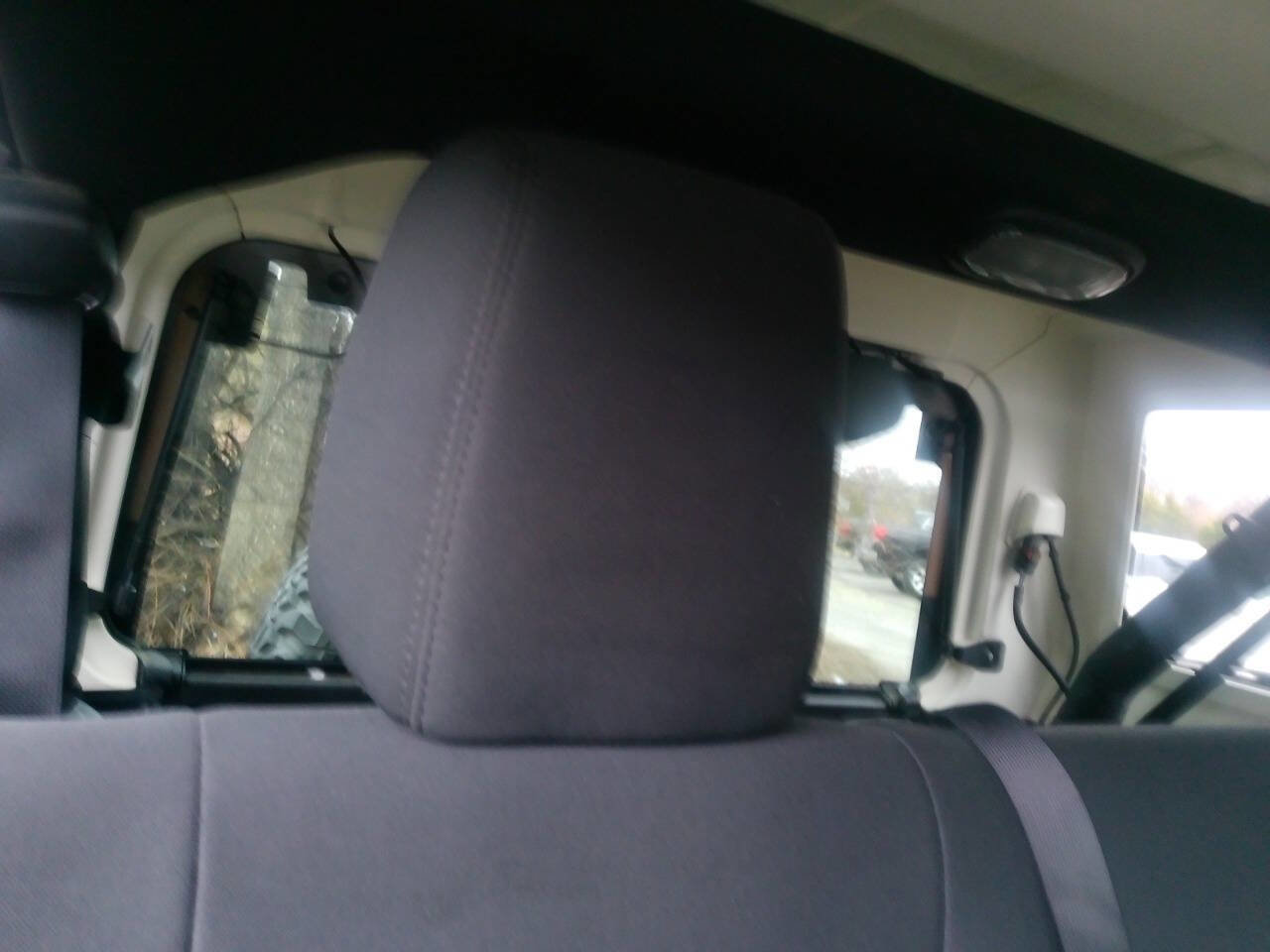 Used 2011 Jeep Wrangler Unlimited Rubicon w/ Dual Top Group image 25