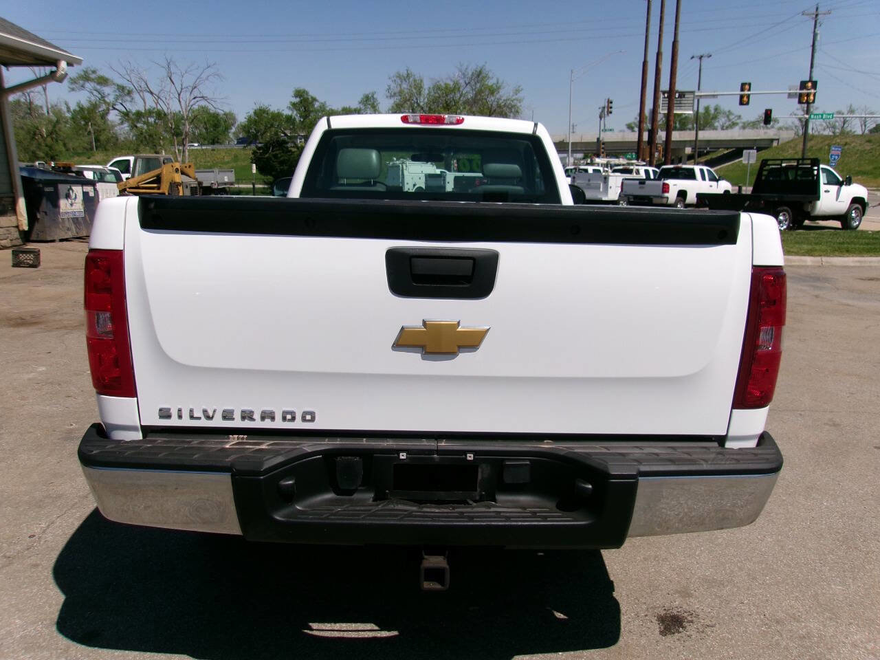 Used 2013 Chevrolet Silverado 1500 W/T AWD/4WD image 8