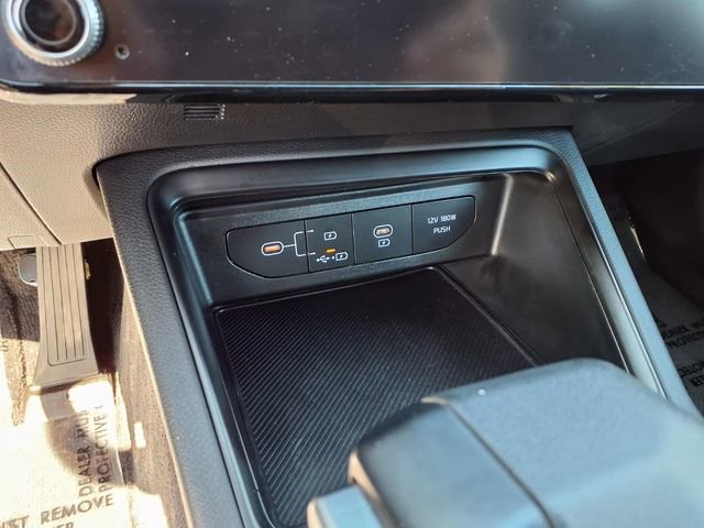 Used 2025 Kia K5 LXS FWD image 16