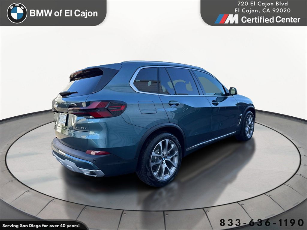 New 2026 BMW X5 xDrive50e w/ Executive Package image 5