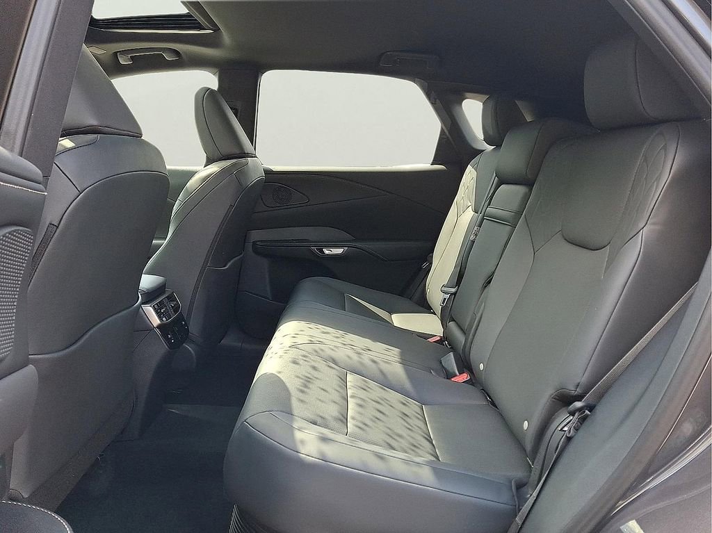 Certified 2025 Lexus RX 350h AWD/4WD image 8