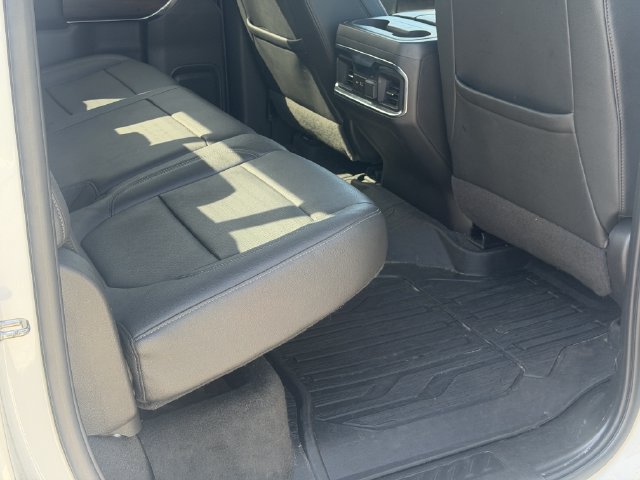 Used 2022 GMC Sierra 1500 SLT w/ SLT Premium Package AWD/4WD image 21