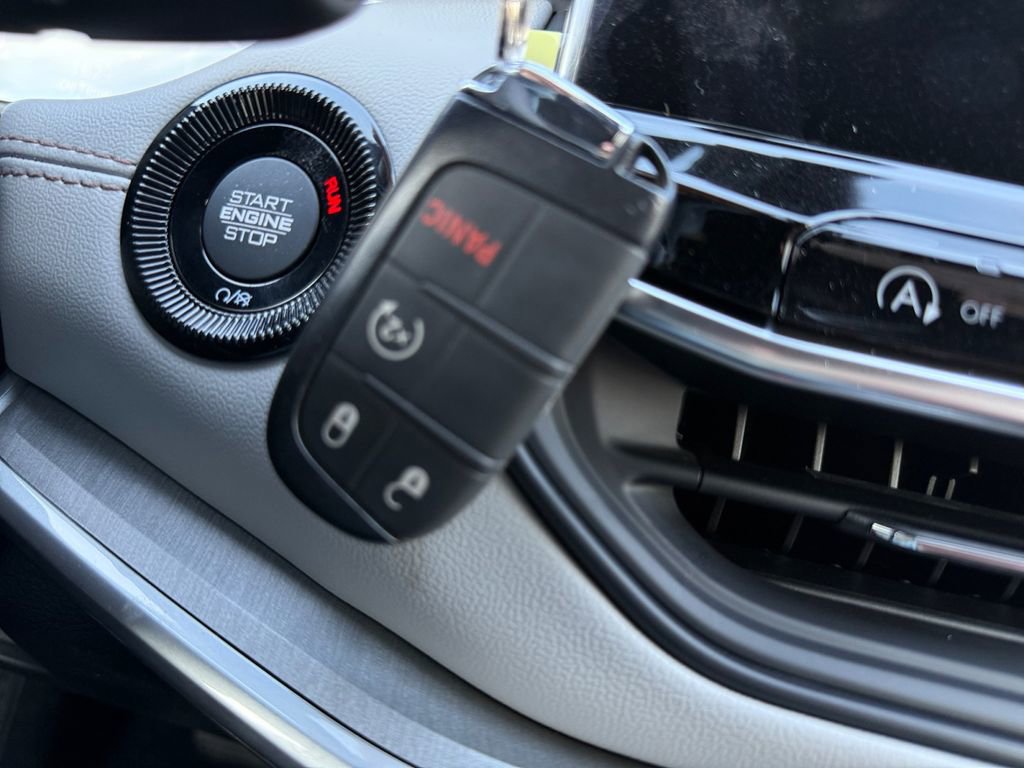New 2026 Jeep Compass Limited AWD/4WD image 31