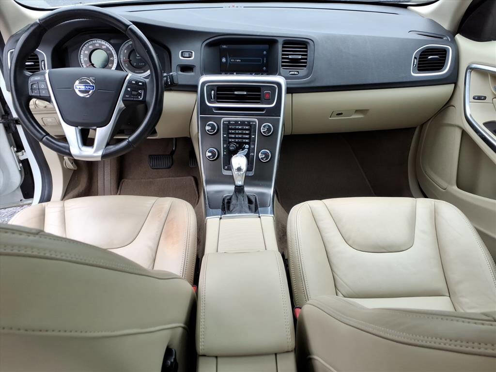 Used 2013 Volvo S60 T5 image 12