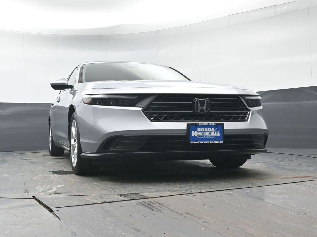 Certified 2023 Honda Accord LX image 32