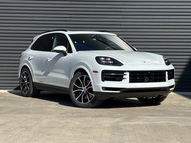 Used 2026 Porsche Cayenne AWD/4WD image 9