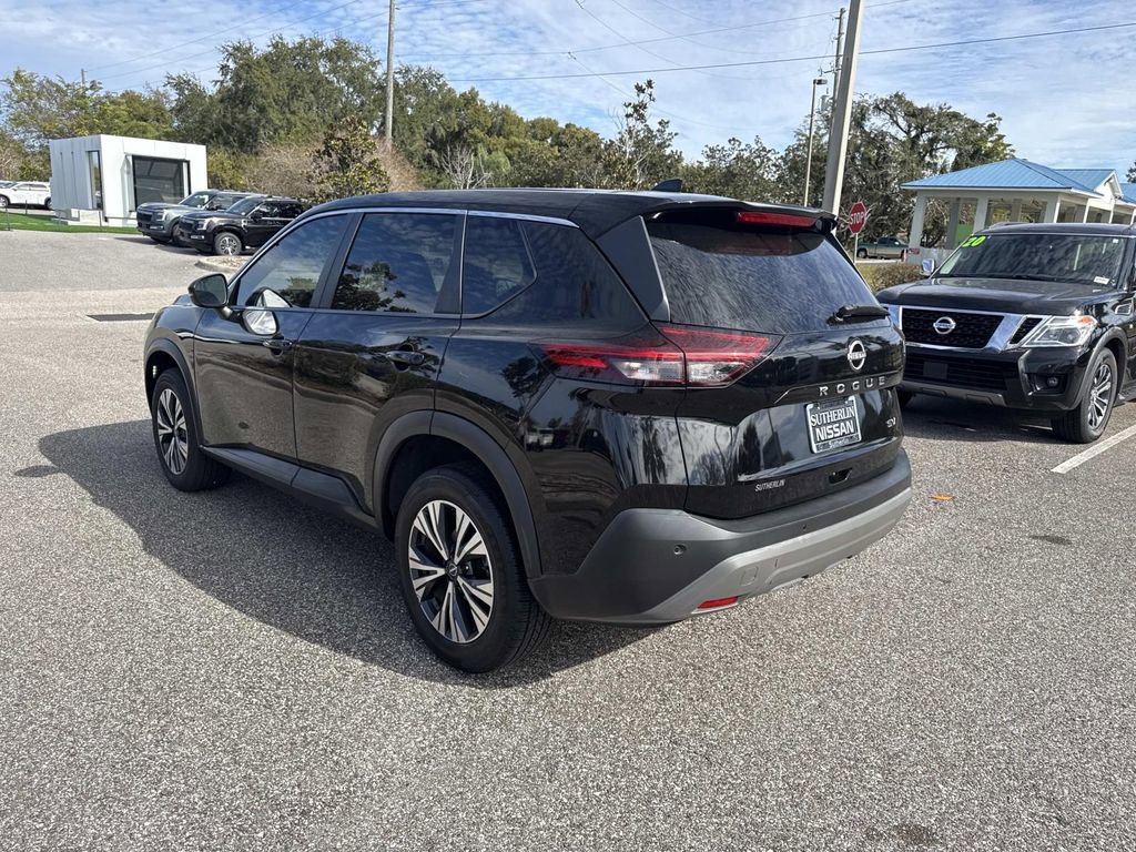 Certified 2022 Nissan Rogue SV image 6