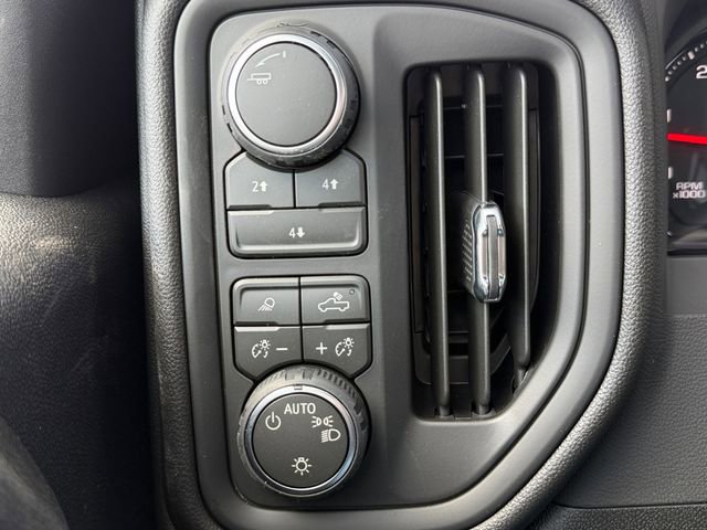 New 2026 Chevrolet Silverado 2500 Custom w/ Custom Value Package AWD/4WD image 18