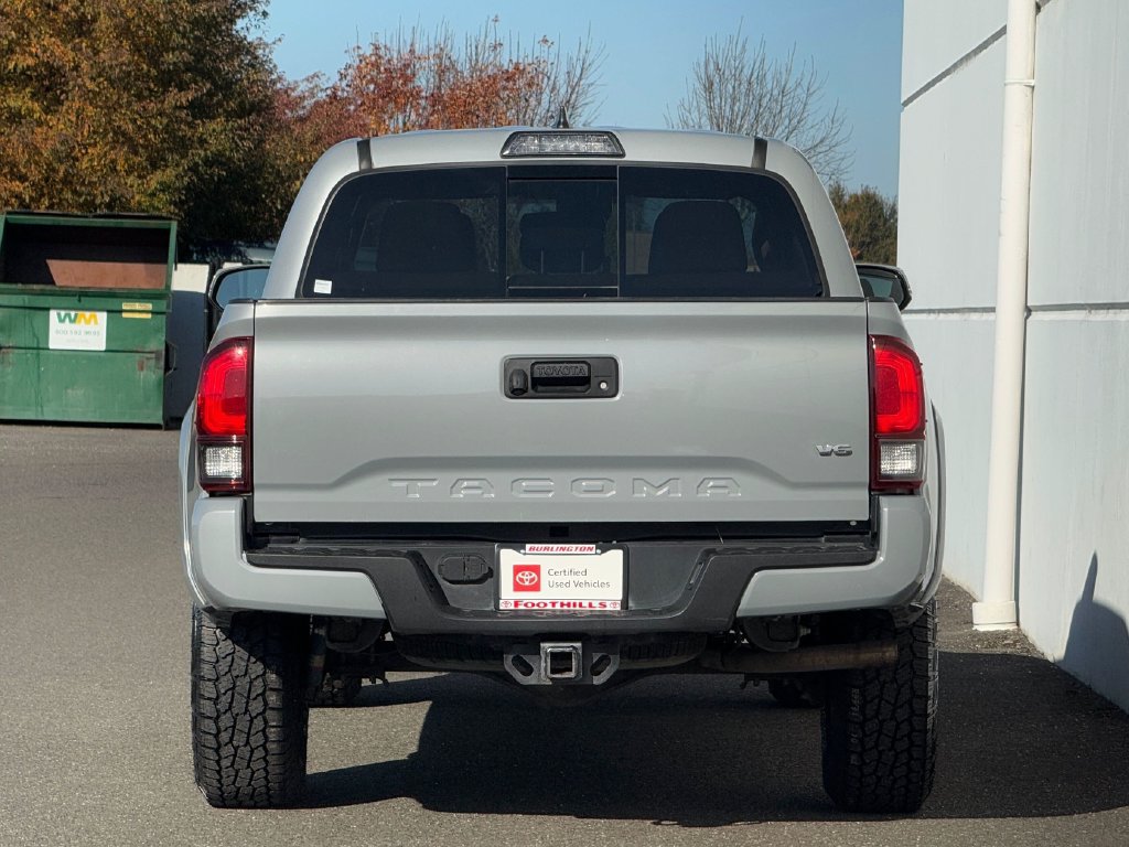 Certified 2019 Toyota Tacoma TRD Sport AWD/4WD image 6