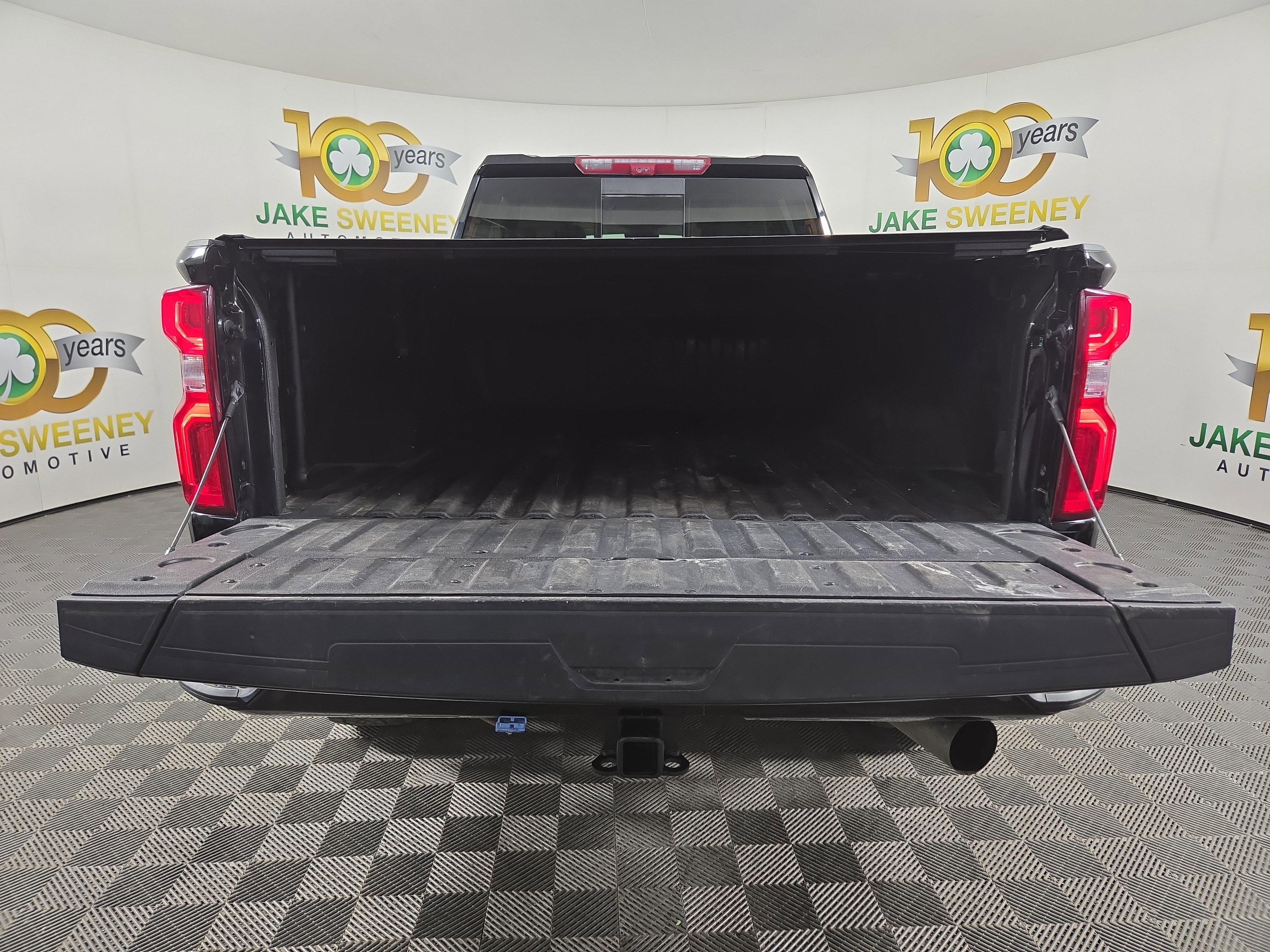 Certified 2024 Chevrolet Silverado 3500 High Country w/ High Country Premium Package image 35