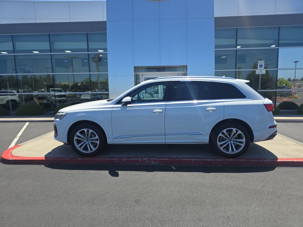 Used 2025 Audi Q7 3.0T Premium Plus AWD/4WD image 1